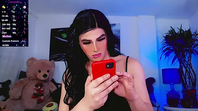 Sophiesweet5 online show from September 29, 2025, 2:44 pm