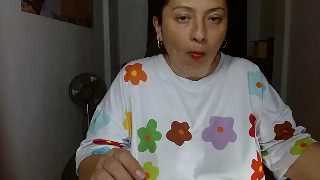 Victoriaevans1 online show from February 28, 2026, 2:11 am