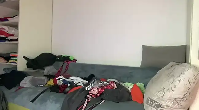 alejandrobgxh online show from February 7, 2025, 11:03 pm