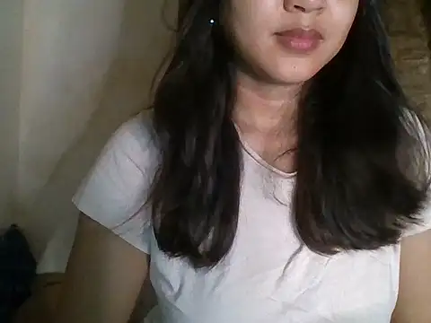  smiling4u  online show from July 25, 2026, 1:50 pm