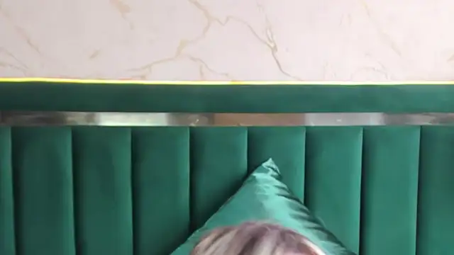 rosal1a online show from November 10, 2025, 9:36 am