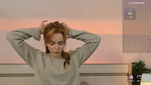 Phoenix Margo online show from September 11, 2025, 4:34 am