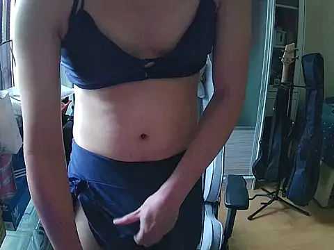 Snapshot of swimsuitloves chatting on September 28, 2025, 2:29 am swimsuitloves online show from September 28, 2025, 2:29 am