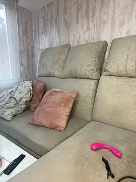 Liamiler01  online show from February 13, 2026, 12:05 pm