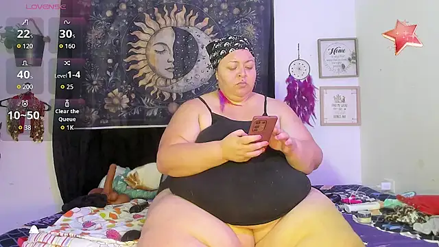 MANDY GIRL BBW online show from April 30, 2026, 9:27 am