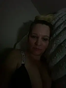 Snapshot of Squirter1628 chatting on February 18, 2026, 5:42 pm Squirter1628 online show from February 18, 2026, 5:42 pm