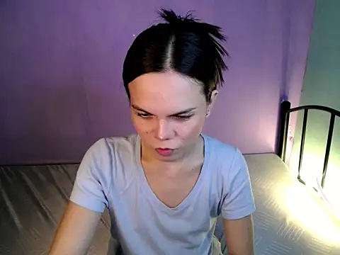 Snapshot of katie_white chatting on March 21, 2026, 12:20 pm katie white online show from March 21, 2026, 12:20 pm