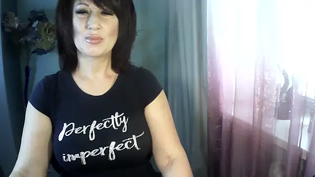 Faraira17 online show from March 22, 2026, 5:21 am