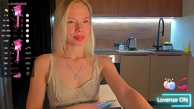 Olivia Bells online show from September 11, 2025, 9:15 pm