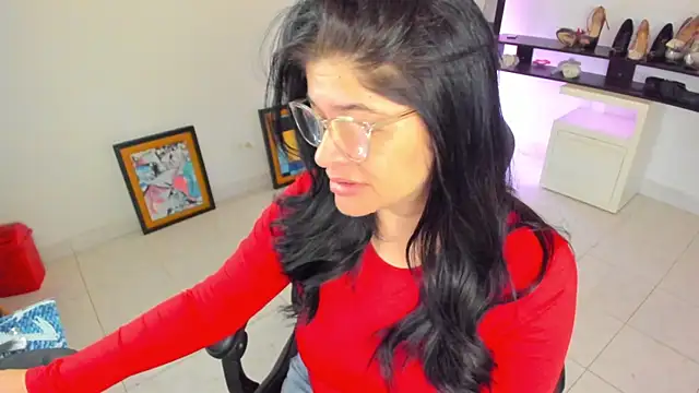 BellaFlaming online show from April 24, 2026, 11:01 am