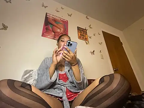 Iceblanca online show from February 11, 2026, 1:33 pm