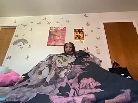 Iceblanca online show from February 24, 2026, 4:41 pm