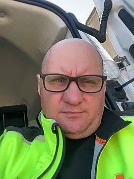 vanjbi45 online show from March 21, 2025, 11:33 am