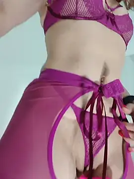 Meganlola online show from January 11, 2026, 6:42 am