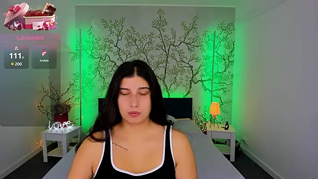 Linda EX online show from October 5, 2025, 6:04 am