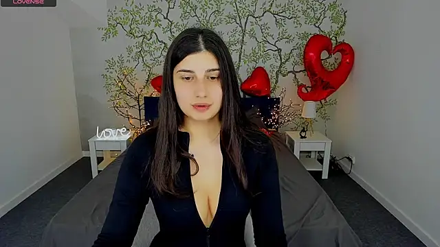 Linda EX online show from February 27, 2025, 7:41 am