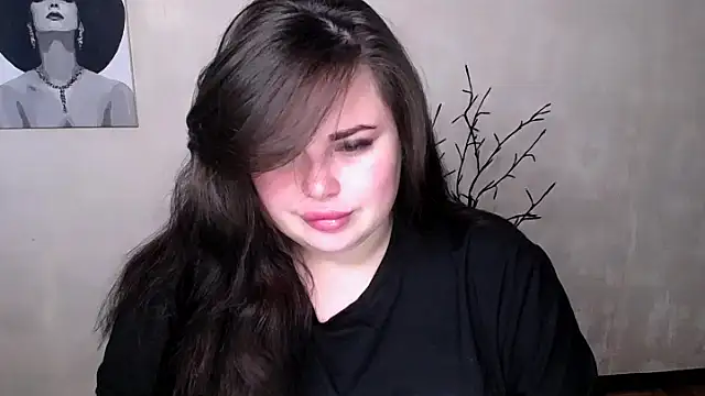 Emily Mo online show from September 19, 2025, 5:11 am