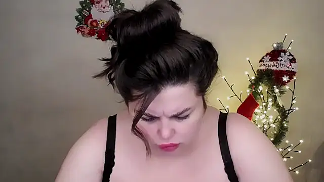 Emily Mo online show from December 18, 2025, 6:18 am