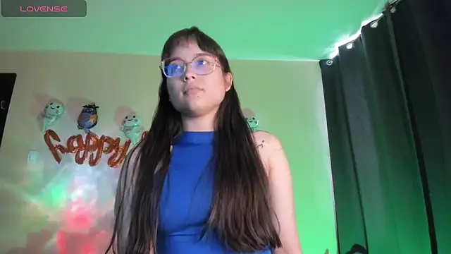 shantalc3rezo online show from October 29, 2025, 7:46 pm