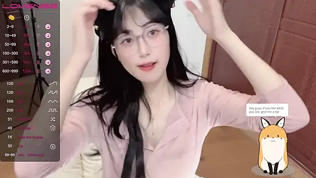 4uoki online show from January 26, 2025, 9:40 pm