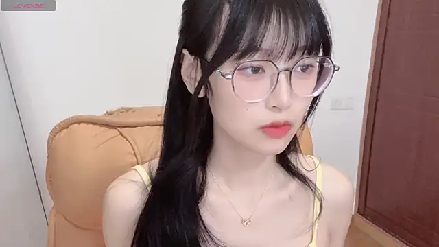 4uoki online show from October 12, 2025, 1:45 pm