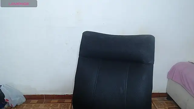 Snapshot of sweet1Girl chatting on July 12, 2026, 12:06 pm sweet1Girl online show from July 12, 2026, 12:06 pm