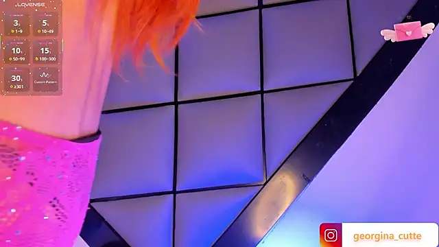 GeorginaCute  online show from October 4, 2025, 1:12 pm