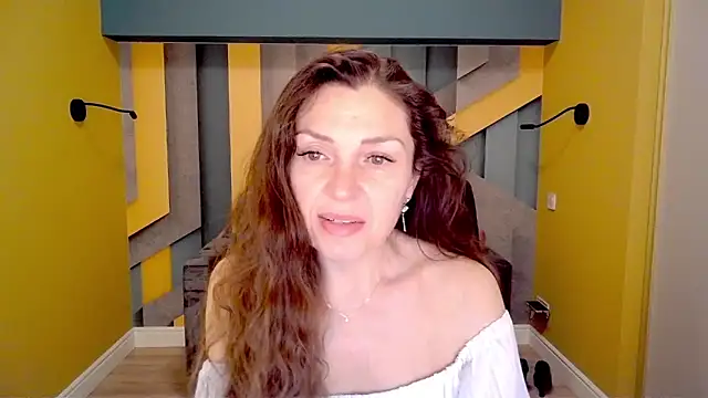 EllaLong online show from February 22, 2025, 12:29 pm