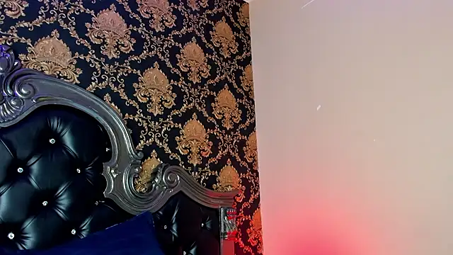 Snapshot of NaiaGils chatting on February 7, 2026, 12:24 pm NaiaGils online show from February 7, 2026, 12:24 pm