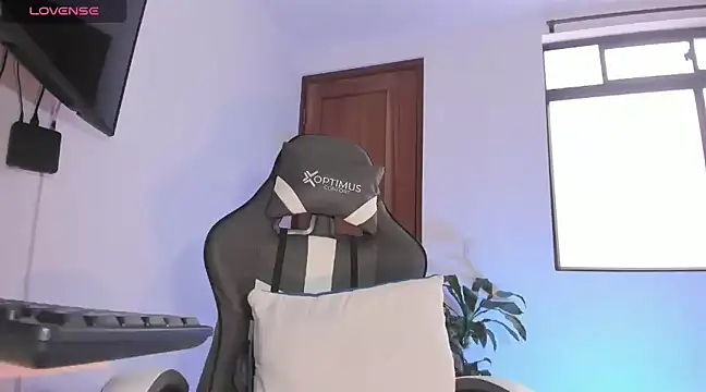 joss 111 online show from February 23, 2025, 8:00 pm