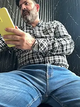 Maxi TheBigDaddy online show from June 26, 2026, 2:34 pm