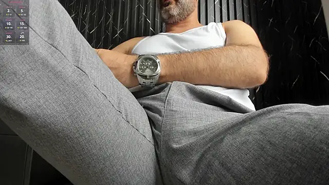 Maxi TheBigDaddy online show from August 6, 2026, 2:23 pm