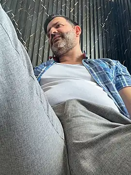 Maxi TheBigDaddy online show from July 1, 2026, 2:06 pm