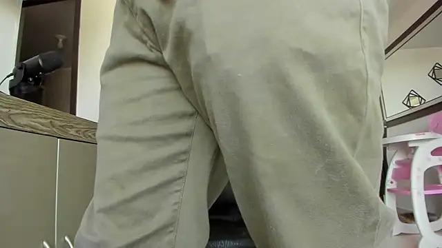 Maxi TheBigDaddy online show from March 16, 2026, 12:42 pm