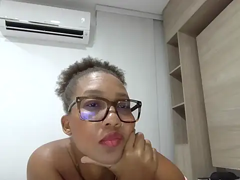 megan-hotxx online show from June 26, 2026, 2:50 am
