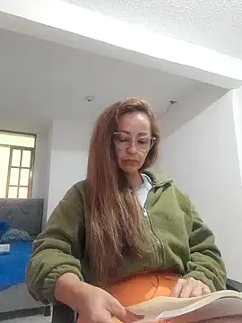 valeria teiku online show from September 18, 2025, 5:49 pm