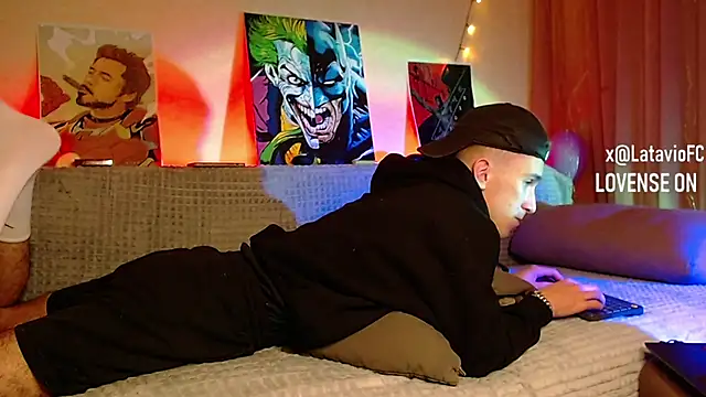 Midnighter  online show from January 29, 2025, 12:43 am