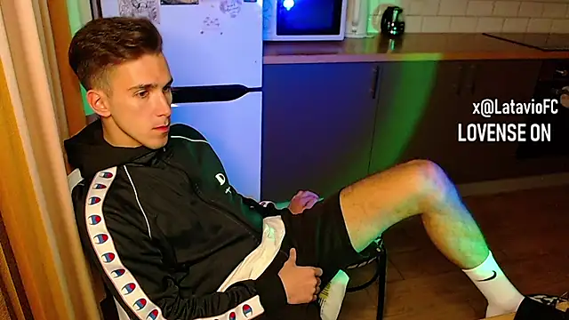 Midnighter  online show from September 20, 2025, 7:19 pm