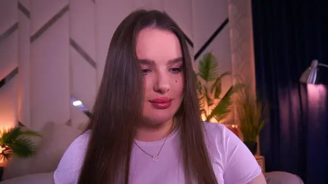 CuteAmberr online show from September 22, 2025, 11:00 pm