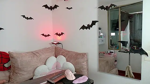 megan doll2 online show from October 29, 2025, 8:52 pm