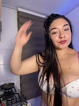 Snapshot of scarlet_miller1 chatting on August 1, 2026, 5:16 am scarlet miller1 online show from August 1, 2026, 5:16 am