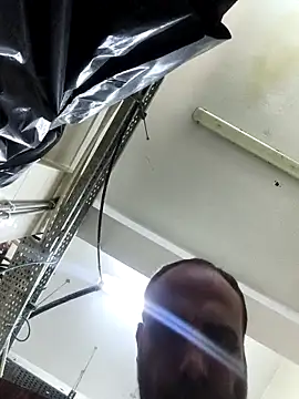 mustican422 online show from October 4, 2025, 1:12 pm