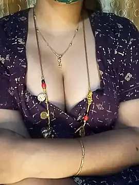 tuttifrutti17 online show from March 22, 2025, 6:14 pm