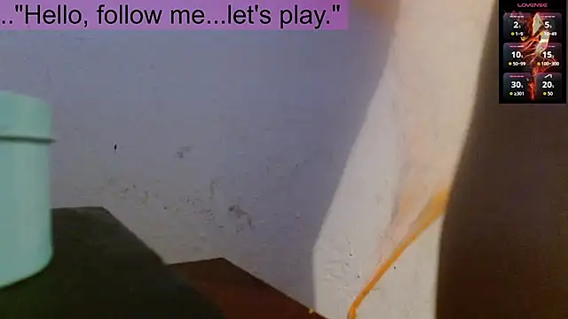 toxxxic cams online show from October 12, 2025, 12:50 pm