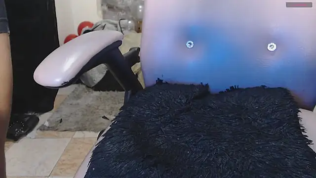 toxxxic cams online show from June 25, 2026, 6:07 am