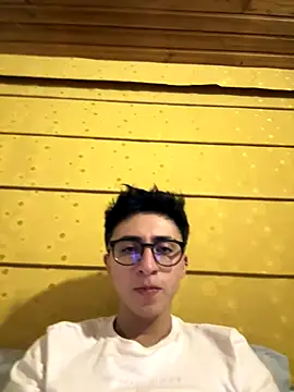 CamiRojas boy online show from September 28, 2025, 4:30 am