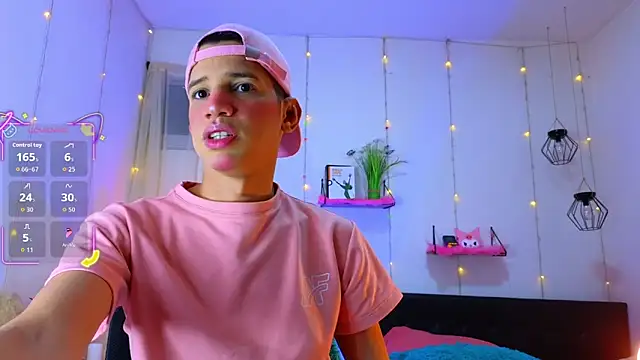 Ariel Femboy  online show from October 8, 2025, 12:01 am