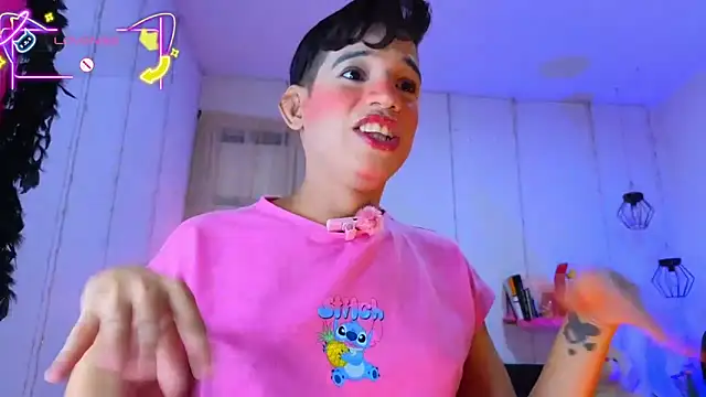 Snapshot of Ariel_Femboy_ chatting on February 13, 2026, 5:18 am Ariel Femboy online show from February 13, 2026, 5:18 am