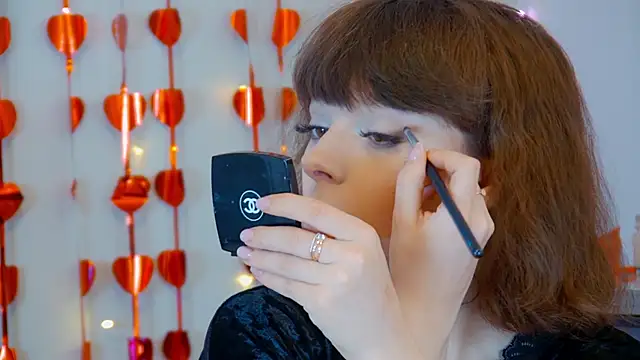 ElisabethDavis online show from February 28, 2026, 7:13 pm