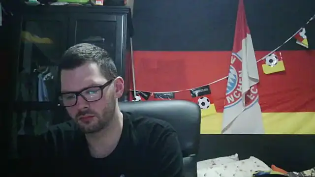 Die-geile-Sau online show from February 27, 2026, 9:36 pm